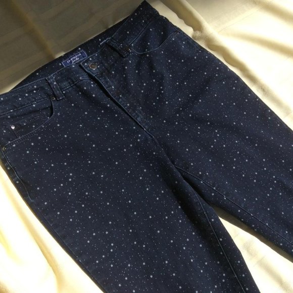 Dark wash EUC Denim flare leg Jeans with allover tiny STARS! Women Size 12 - Picture 3 of 4